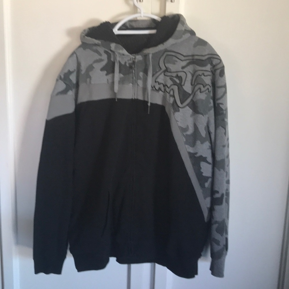 Men’s XXL Fox zippered hoodie w/ wool like lining